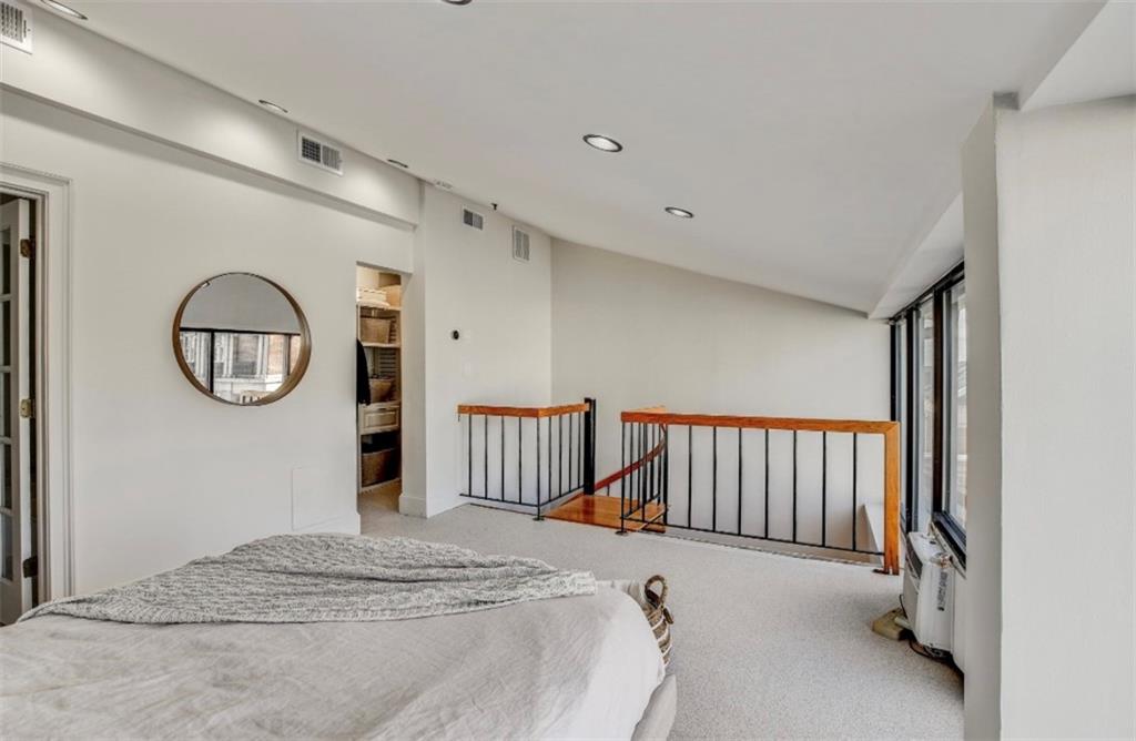 30 5th Street NE Unit 1006