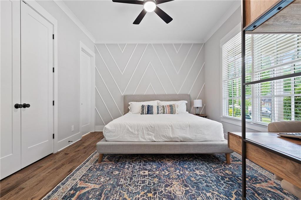 313 Sisson Avenue NE