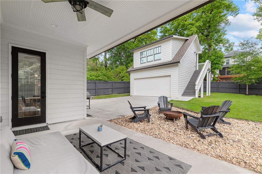 313 Sisson Avenue NE