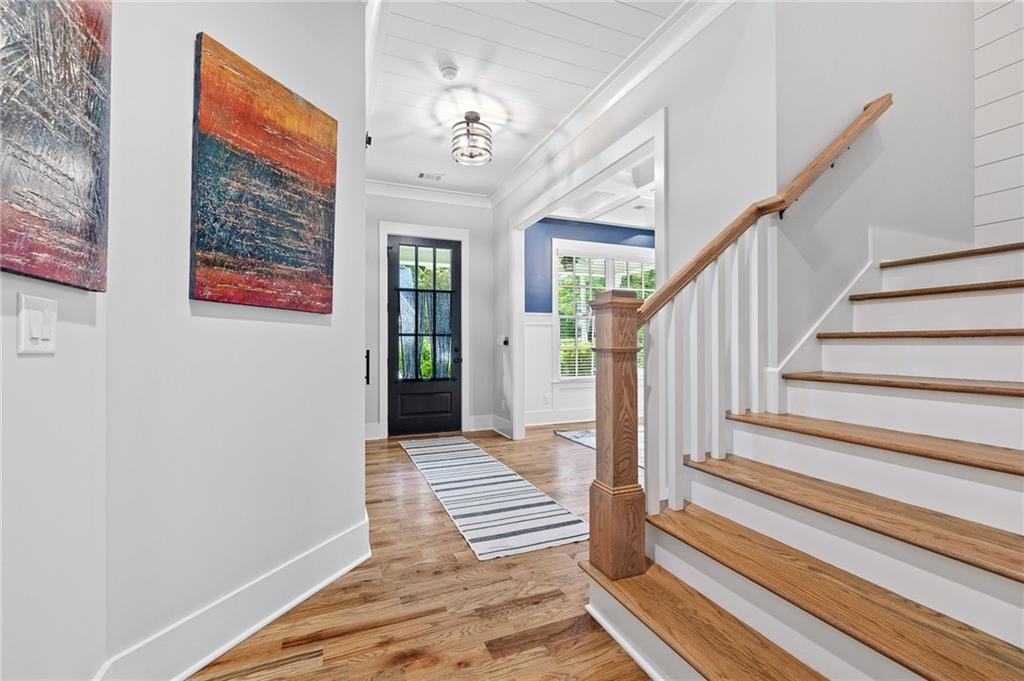 313 Sisson Avenue NE