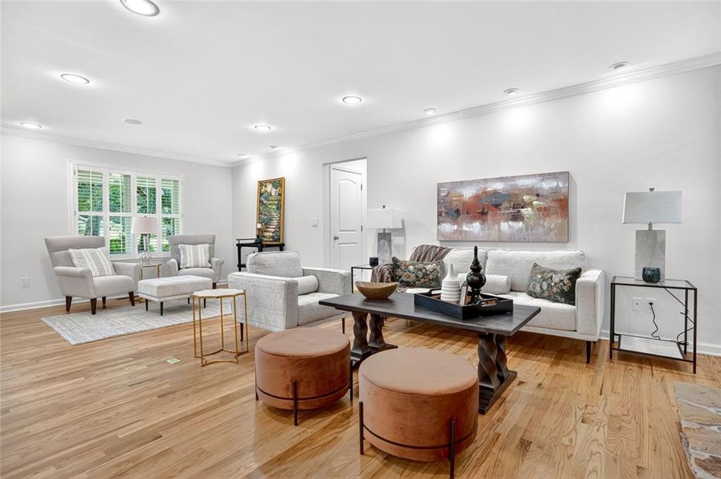 1684 Deerfield Circle