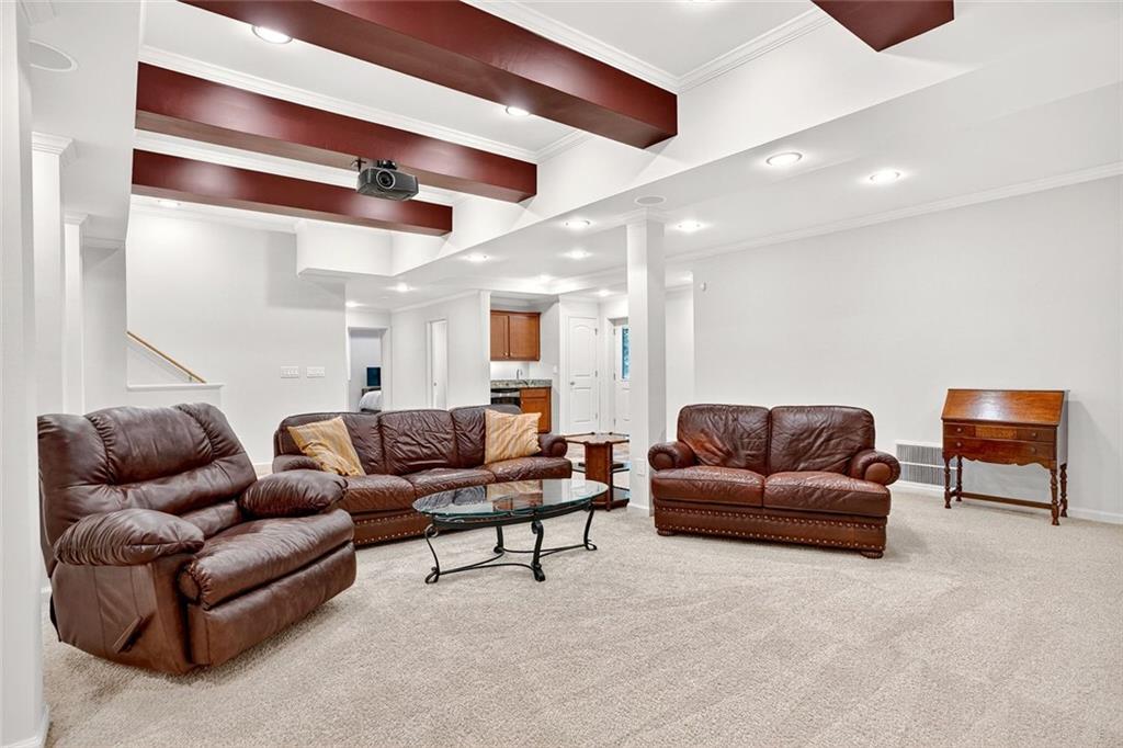 1684 Deerfield Circle