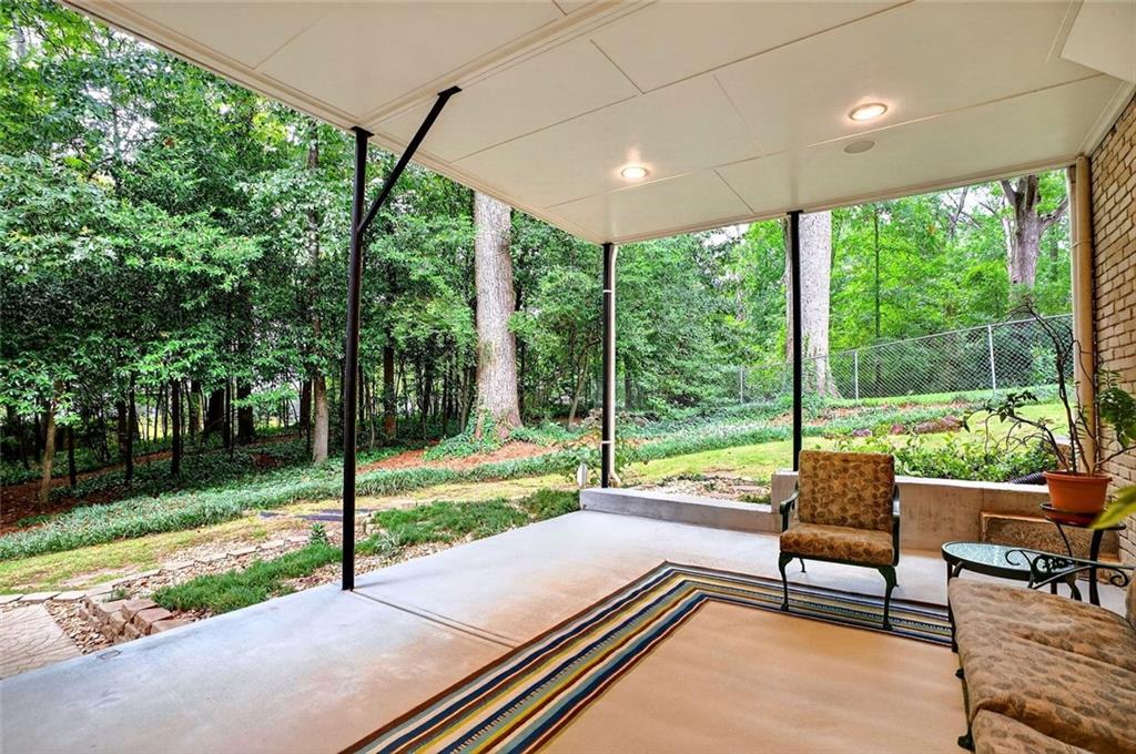 1684 Deerfield Circle