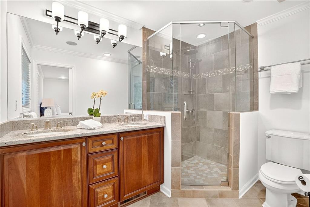 1684 Deerfield Circle