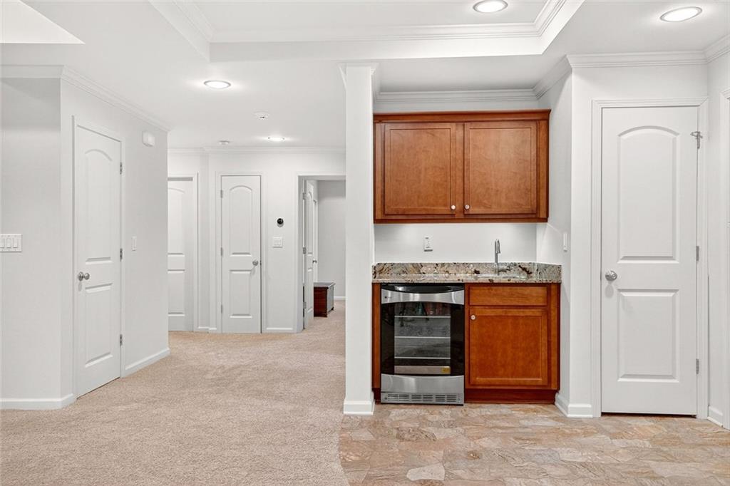 1684 Deerfield Circle