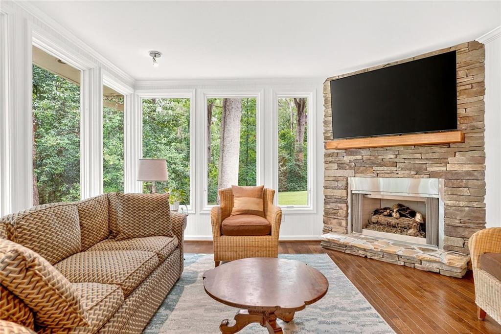 1684 Deerfield Circle