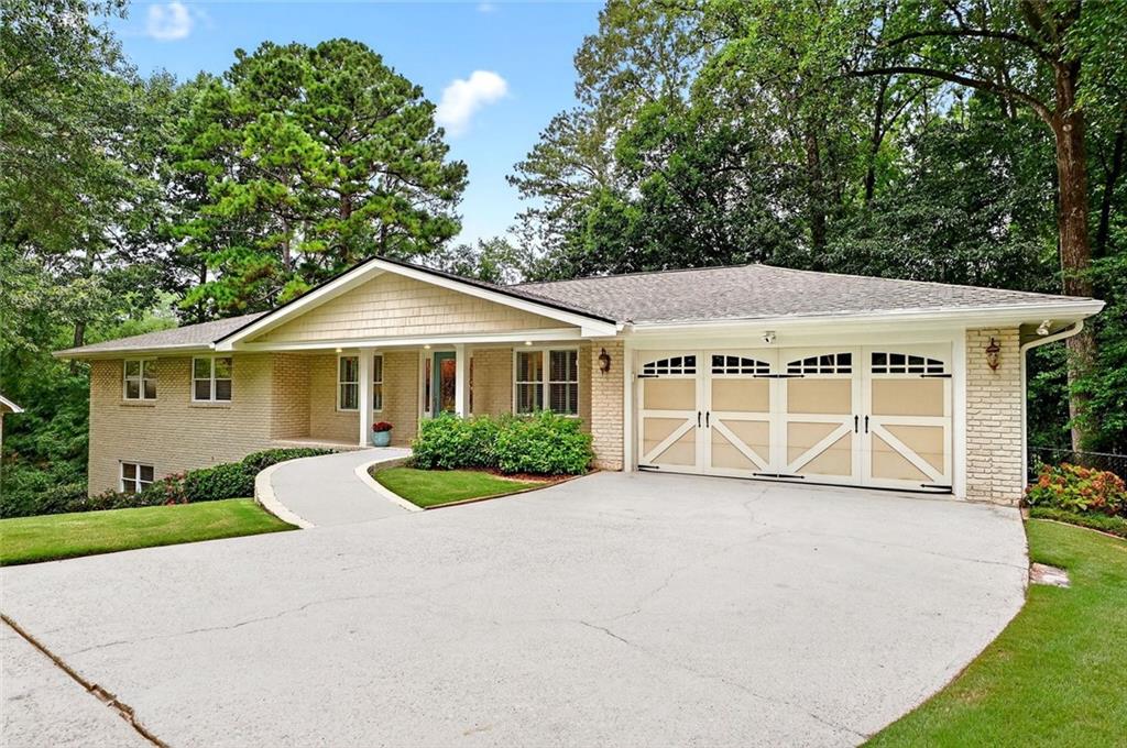 1684 Deerfield Circle