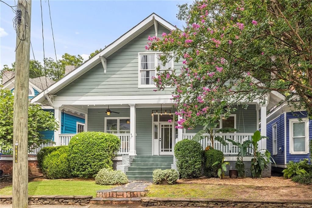 307 Josephine Street NE