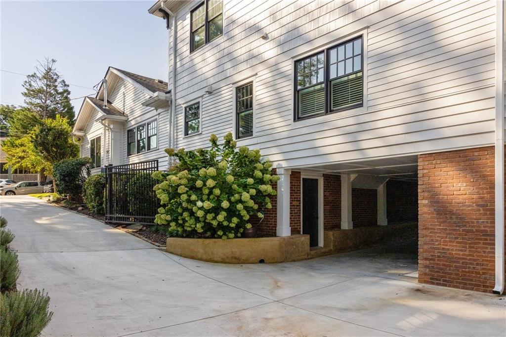 1032 Williams Mill Road NE