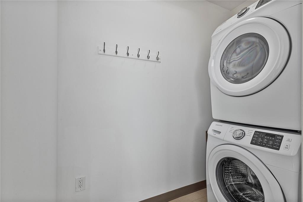 1080 Peachtree Street NE Unit 1006