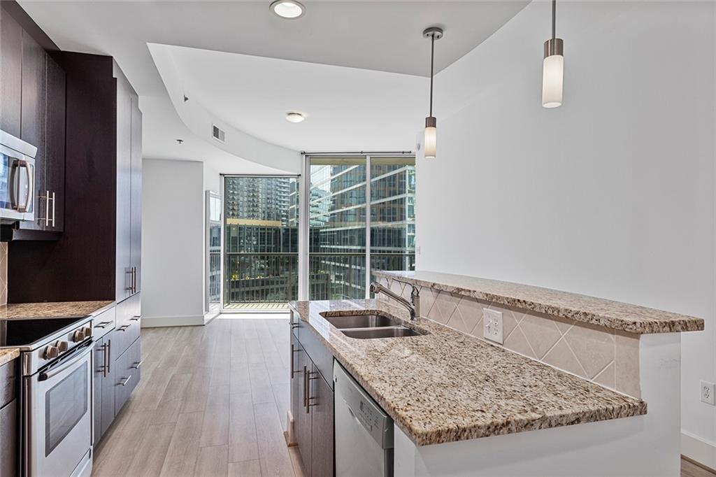 1080 Peachtree Street NE Unit 1006