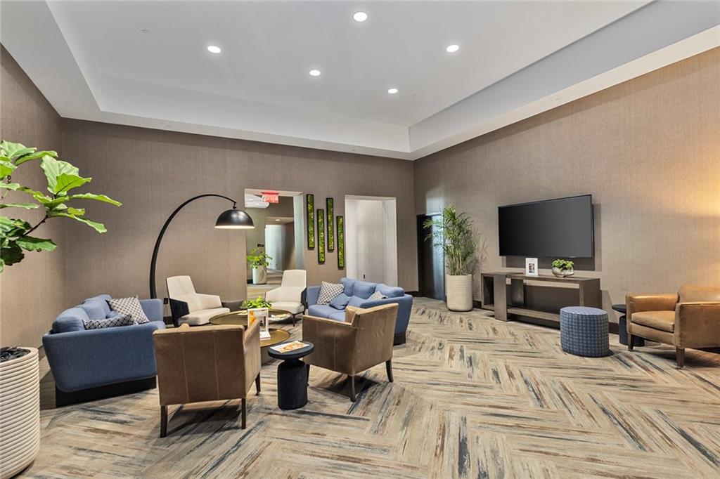 1080 Peachtree Street NE Unit 1006