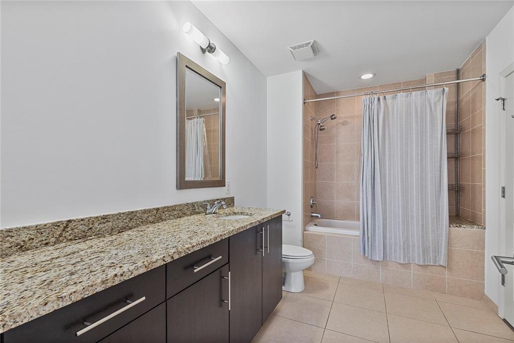 1080 Peachtree Street NE Unit 1006