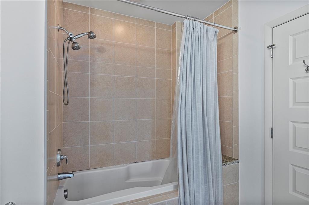 1080 Peachtree Street NE Unit 1006
