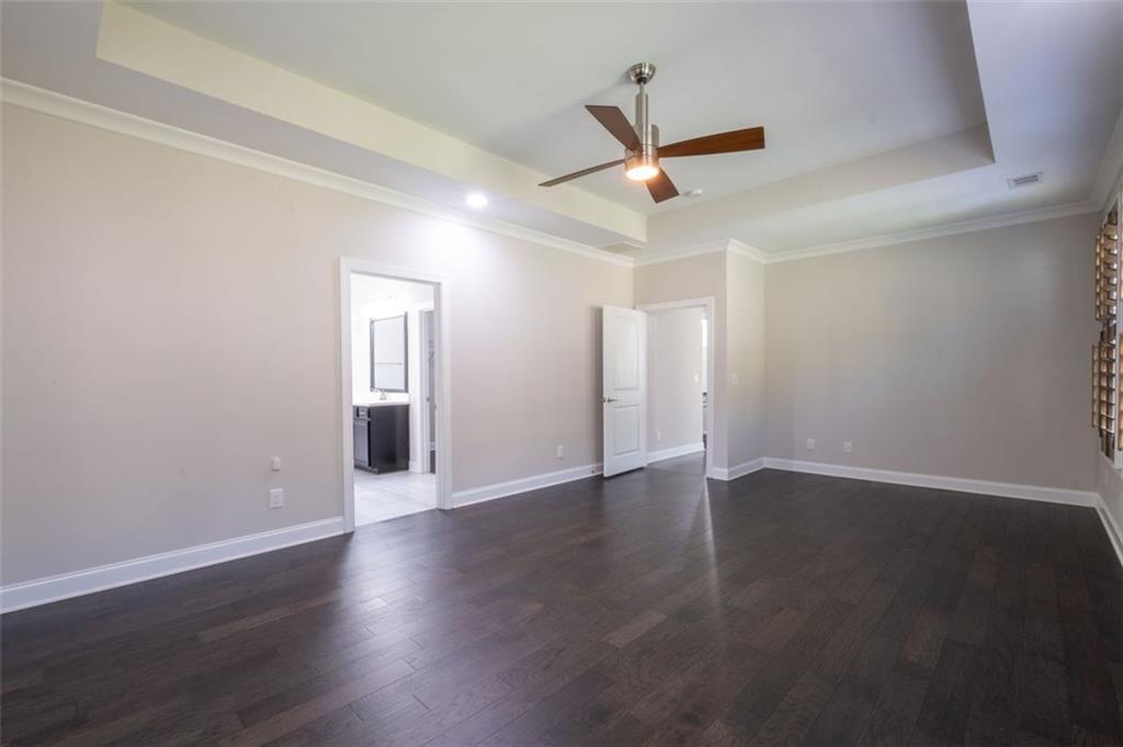 2166 DERBYSHIRE Drive SW