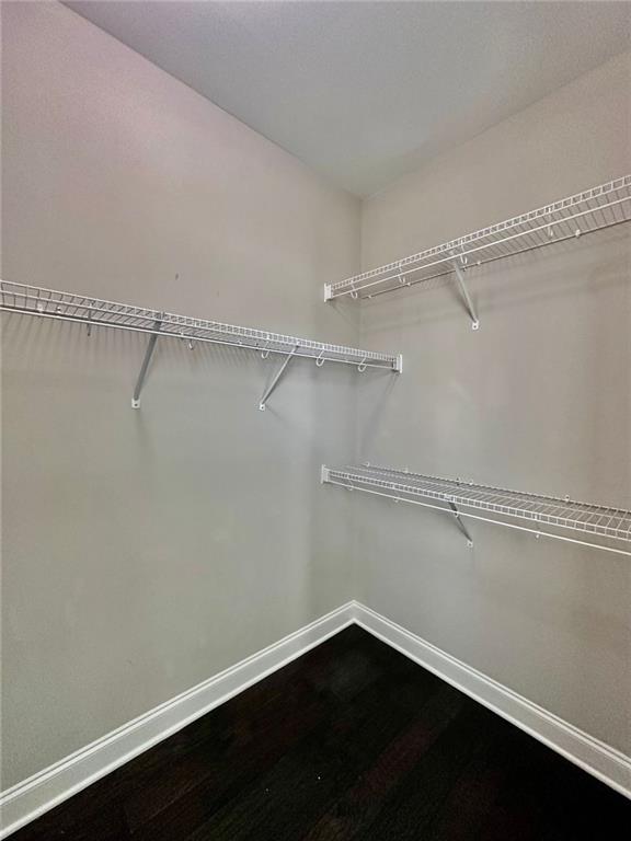 2166 DERBYSHIRE Drive SW