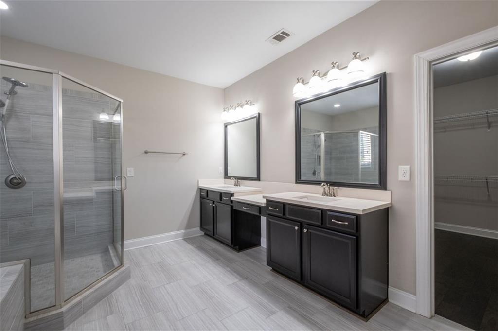 2166 DERBYSHIRE Drive SW