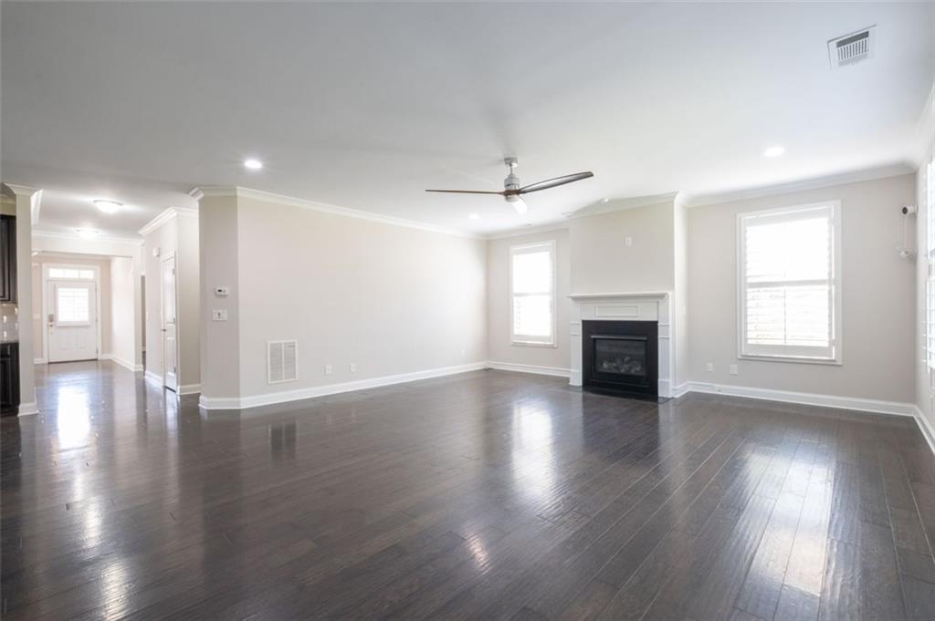 2166 DERBYSHIRE Drive SW