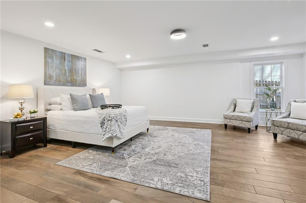 1375 Middlesex Avenue NE