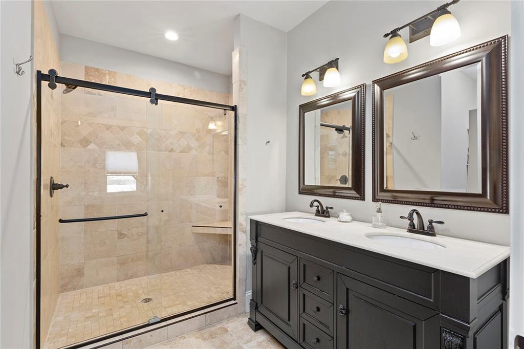 112 Wesley Avenue NE