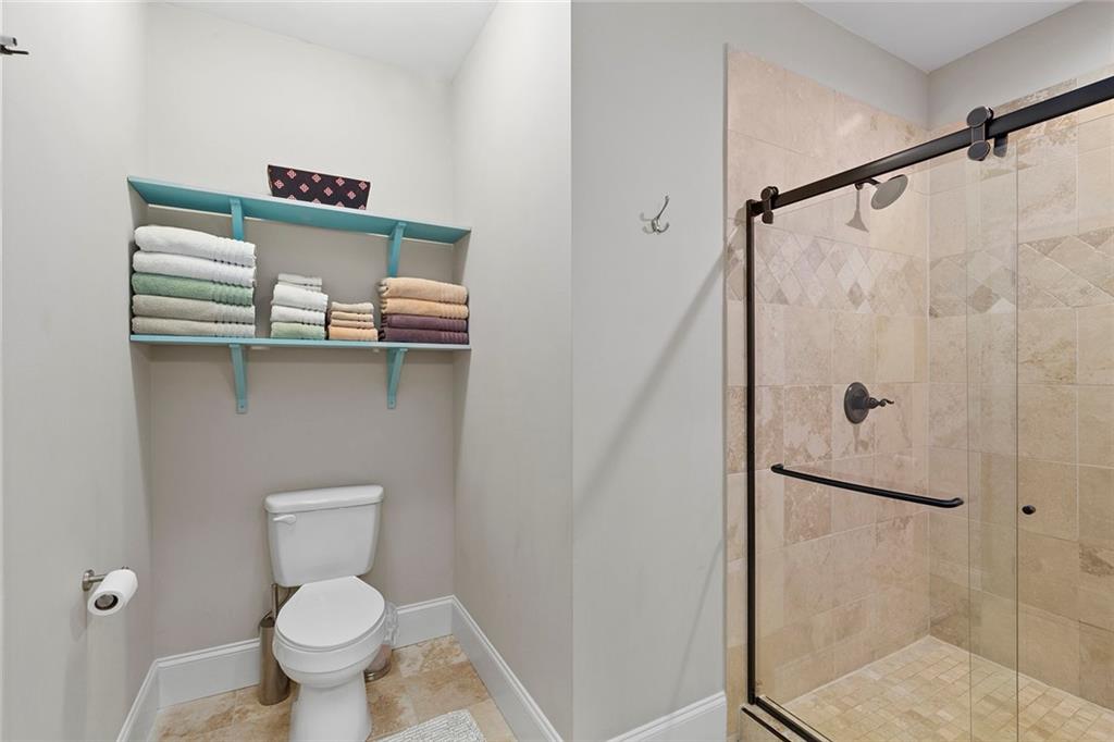 112 Wesley Avenue NE