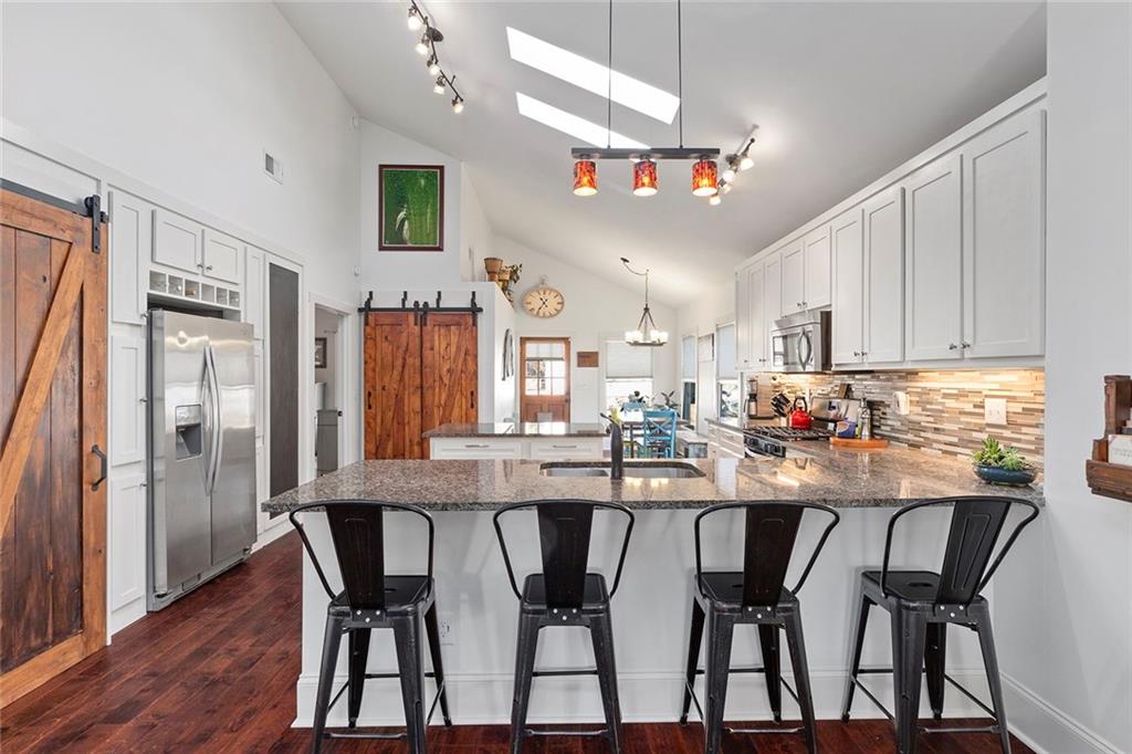 112 Wesley Avenue NE