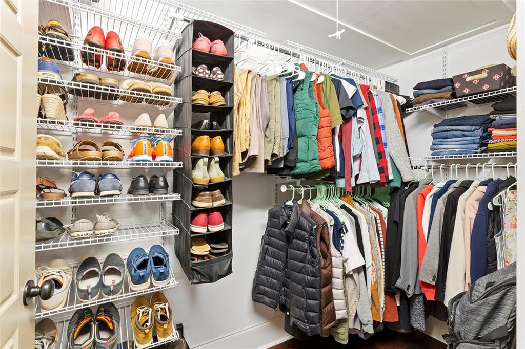 112 Wesley Avenue NE