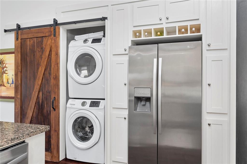 112 Wesley Avenue NE