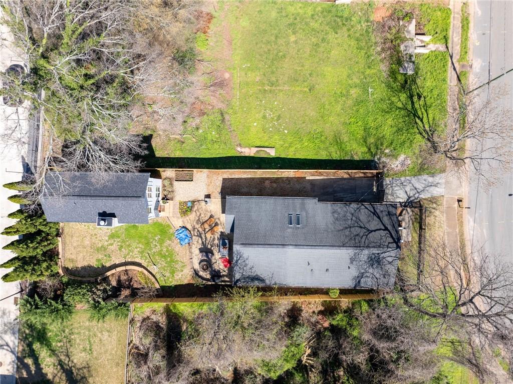 112 Wesley Avenue NE