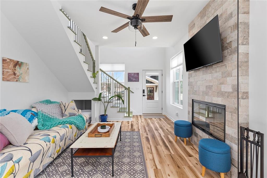 112 Wesley Avenue NE