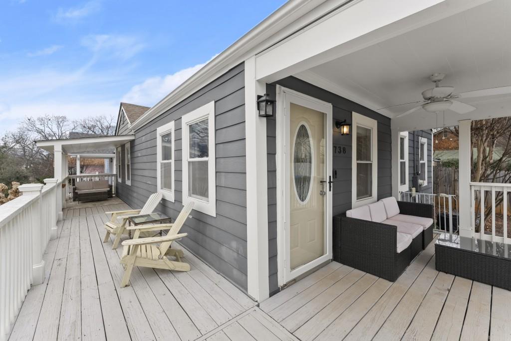 738 Woodson Street SE