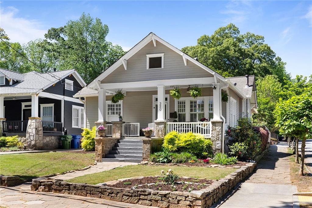 320 FERGUSON Street NE
