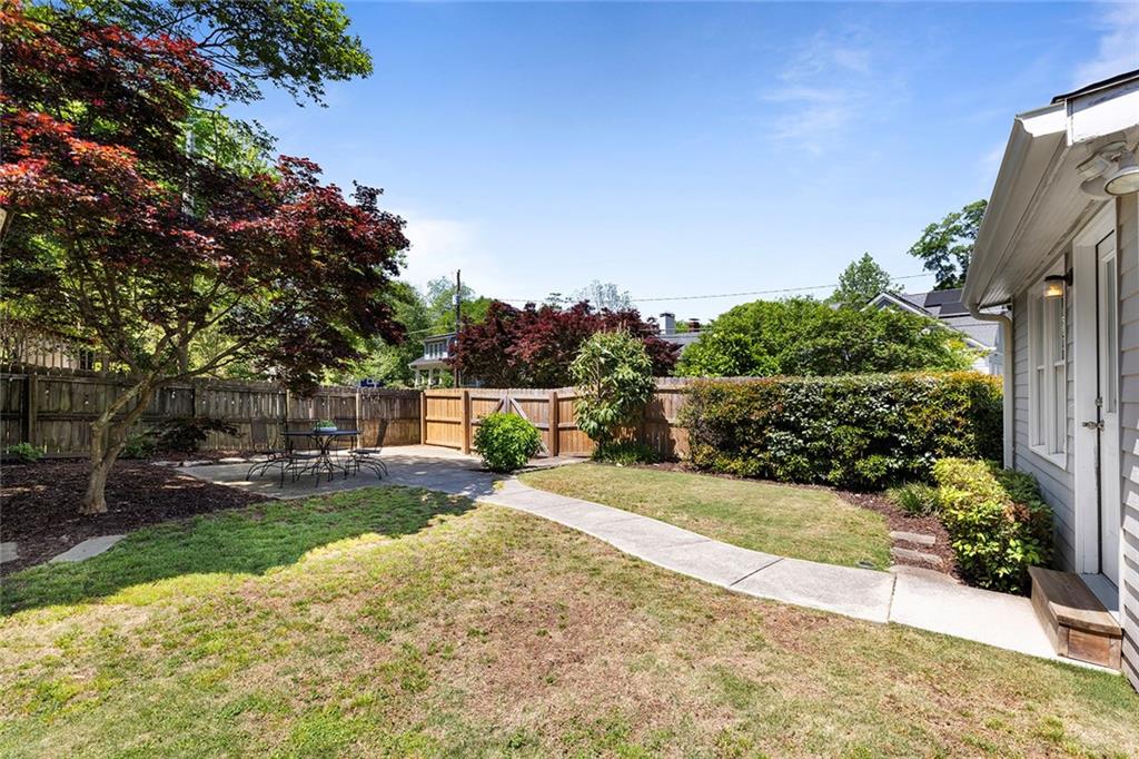 320 FERGUSON Street NE