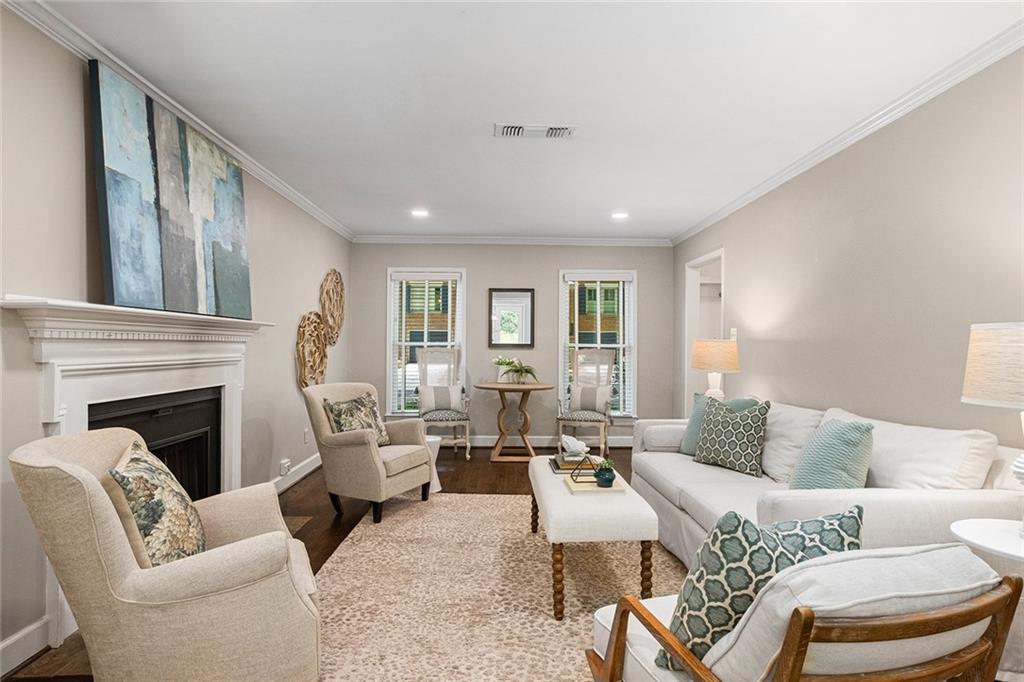 1108 Morningside Place NE