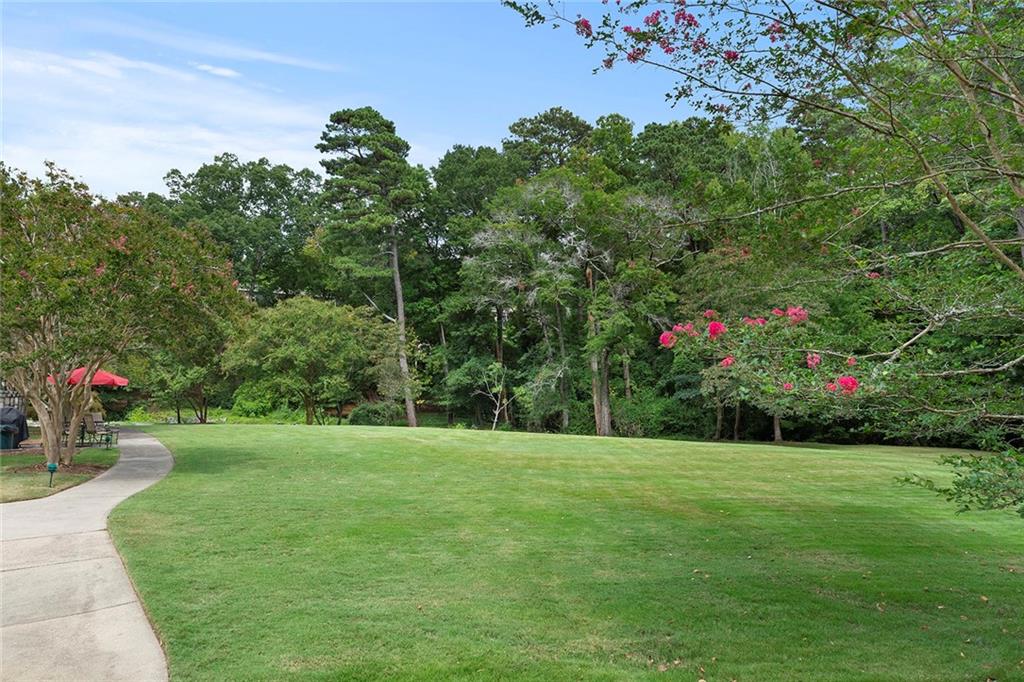 28317 Plantation Drive NE