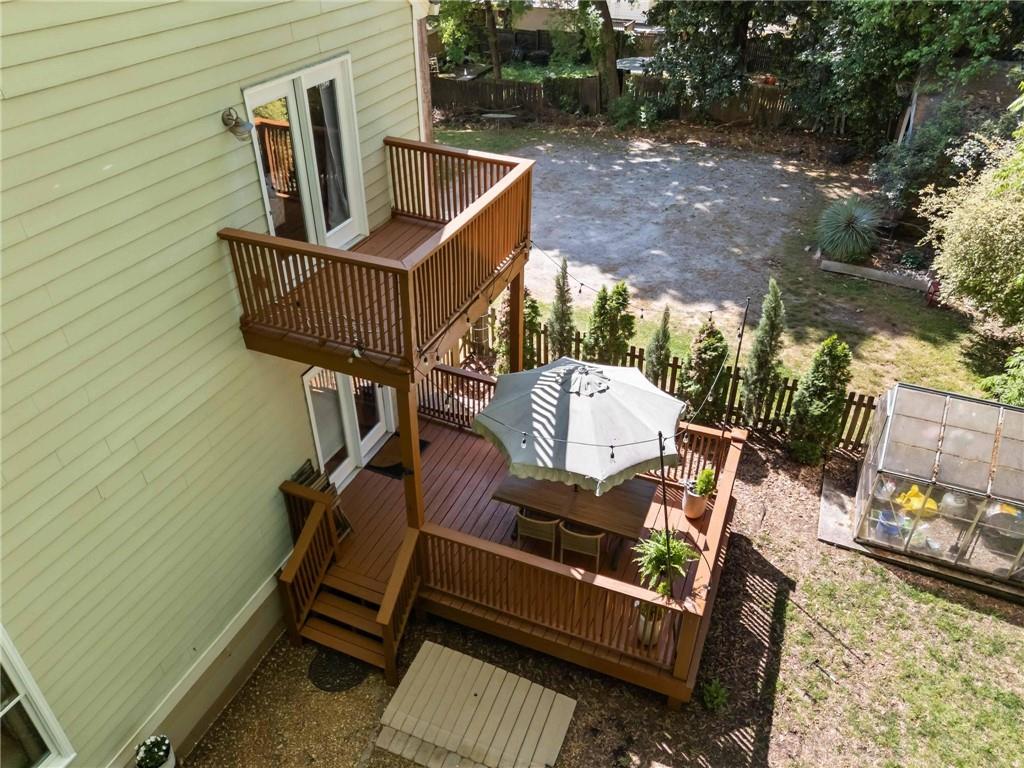 278 Elmira Place NE