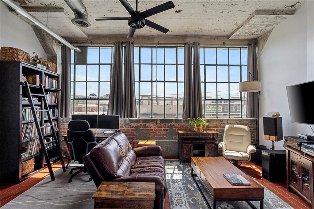 881 Memorial Drive SE Unit 310