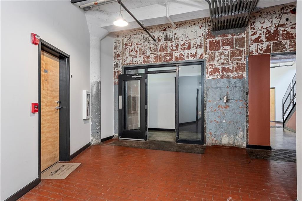 881 Memorial Drive SE Unit 310