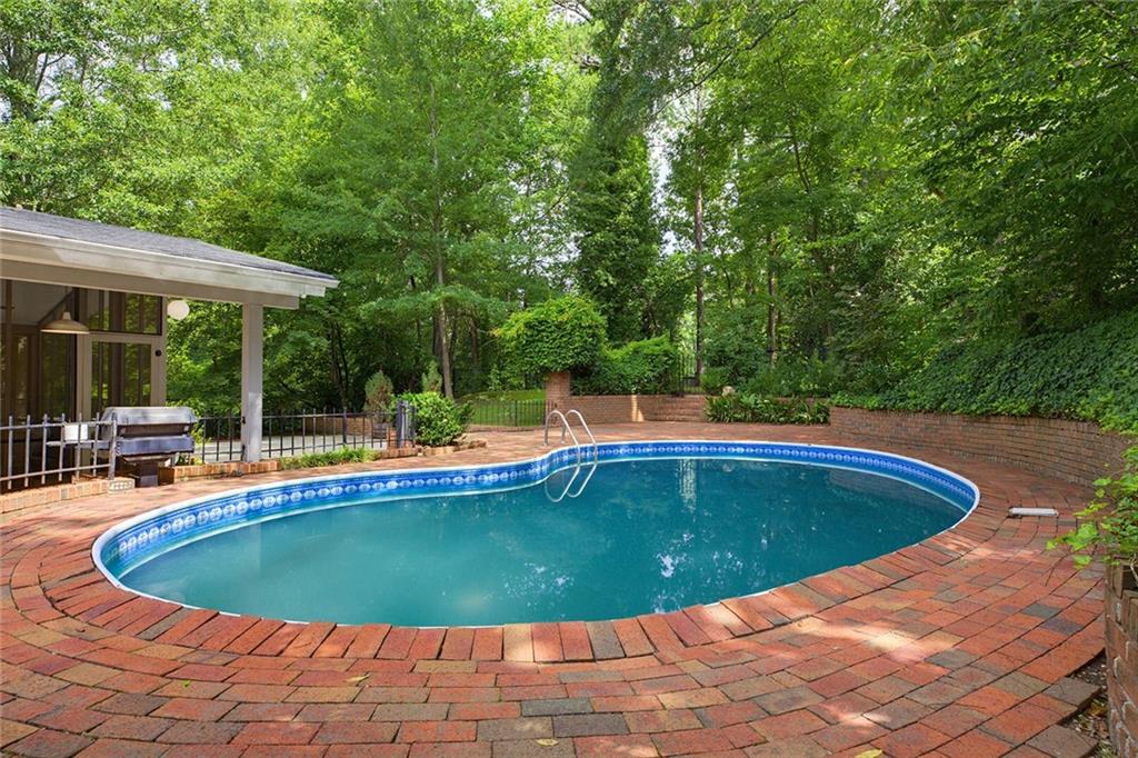 1234 Poplar Grove Drive NE