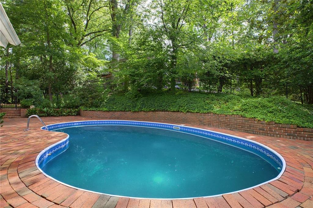 1234 Poplar Grove Drive NE