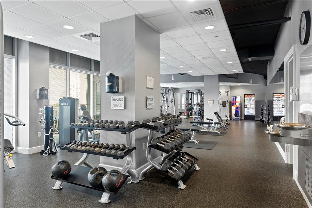 943 Peachtree Street NE Unit 1218
