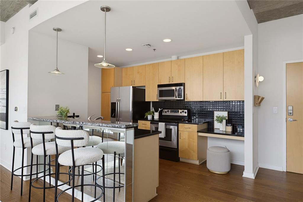 943 Peachtree Street NE Unit 1218