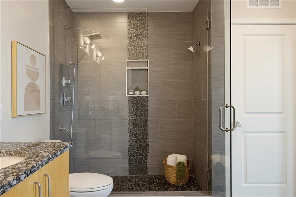 943 Peachtree Street NE Unit 1218