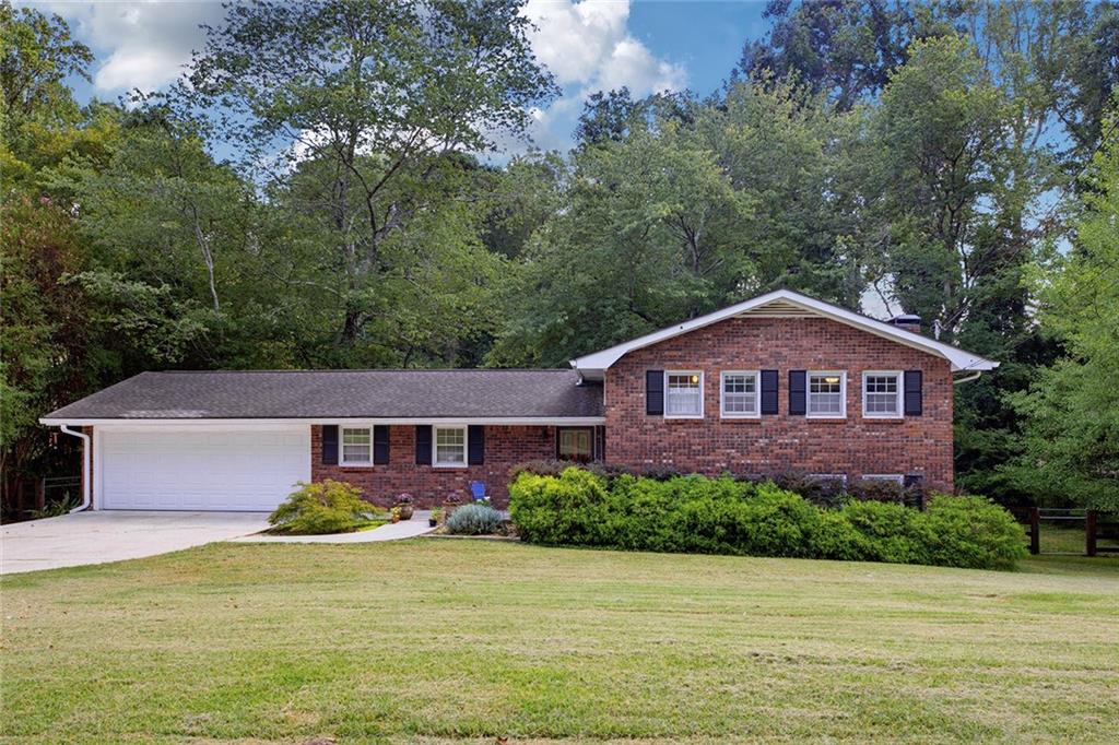 949 Tranquil Drive