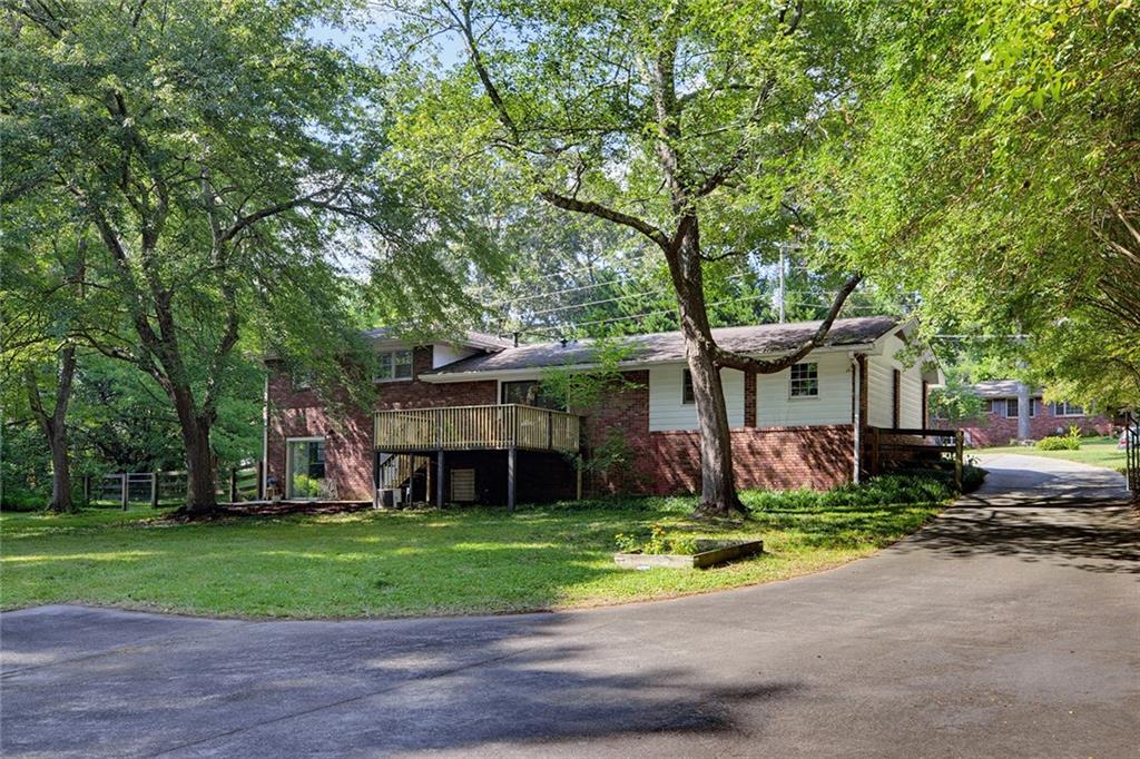 949 Tranquil Drive
