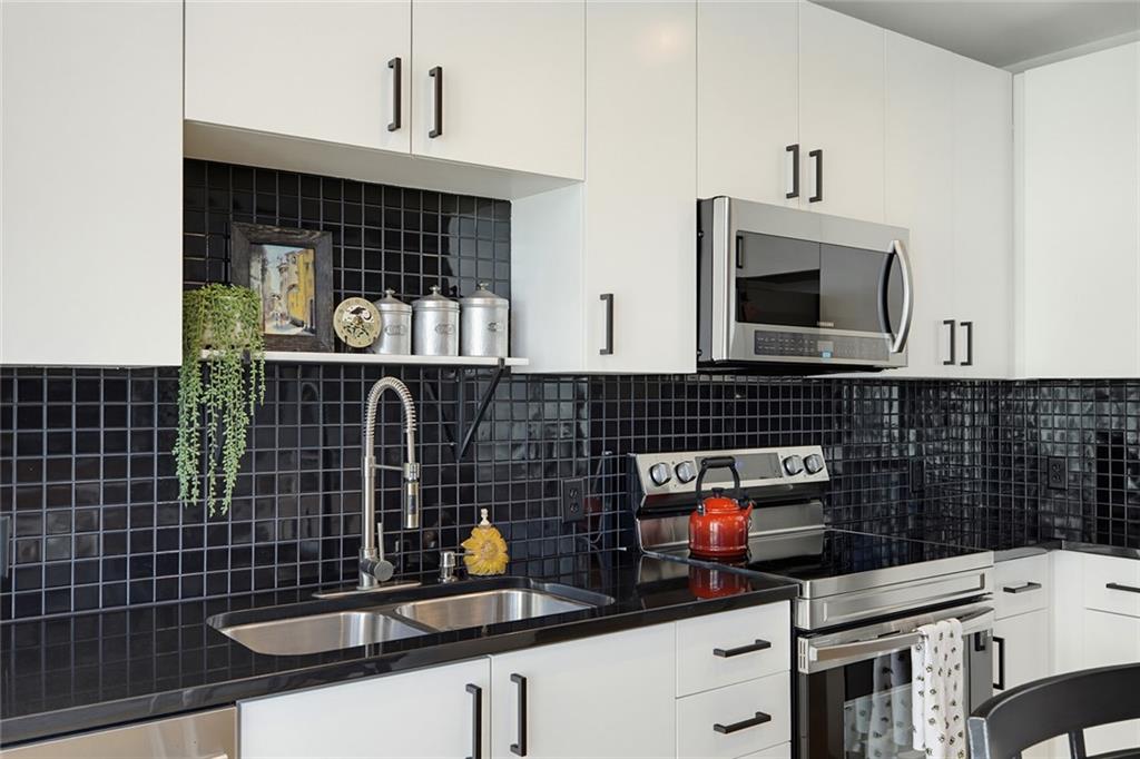 943 Peachtree Street Unit 1403