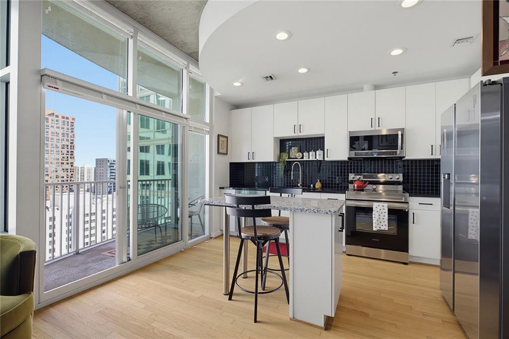 943 Peachtree Street Unit 1403
