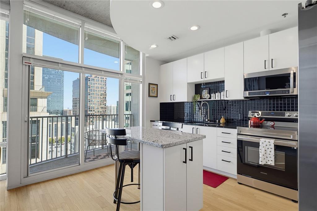 943 Peachtree Street Unit 1403