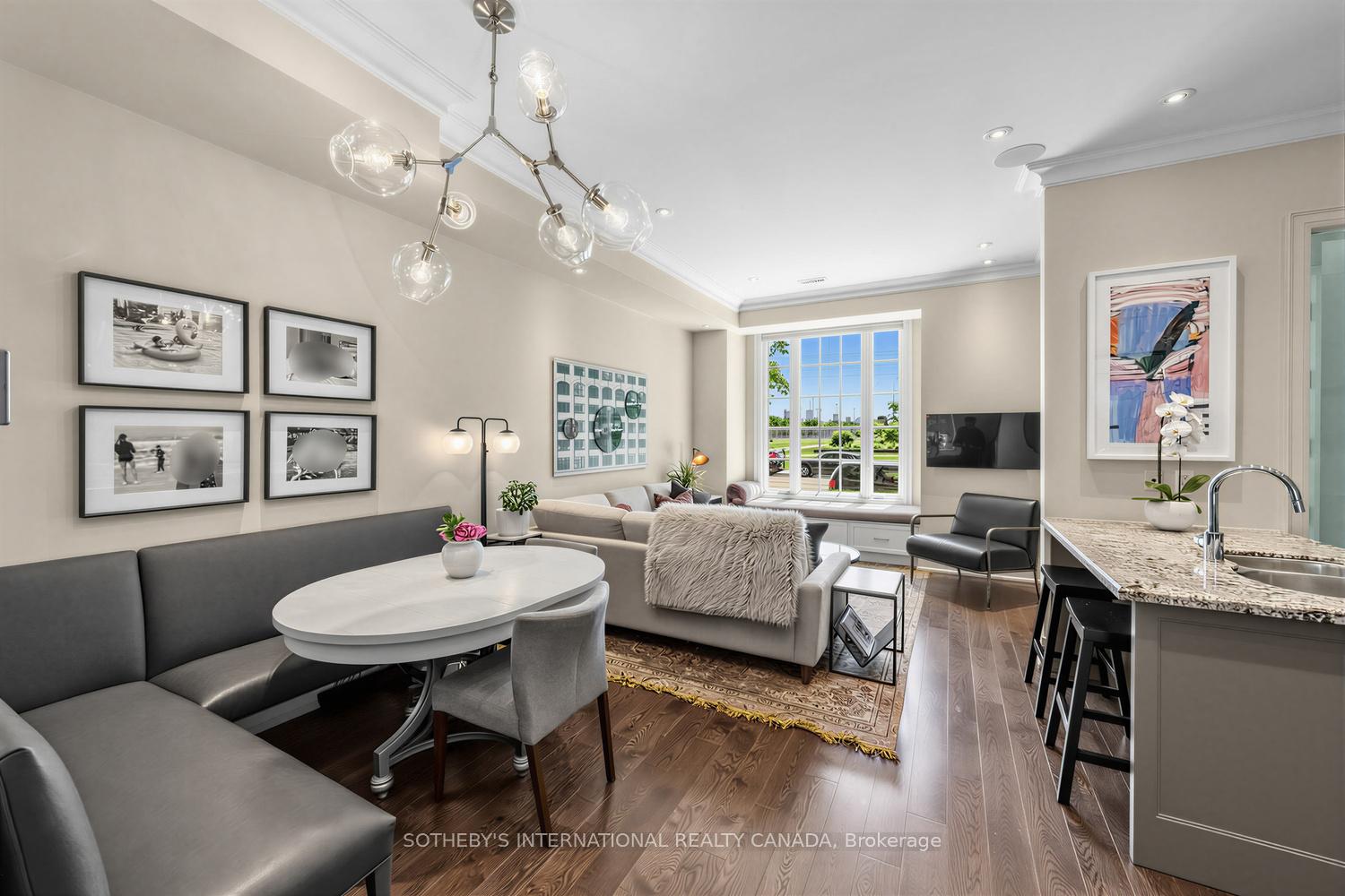 288 St Clair Avenue W TH2