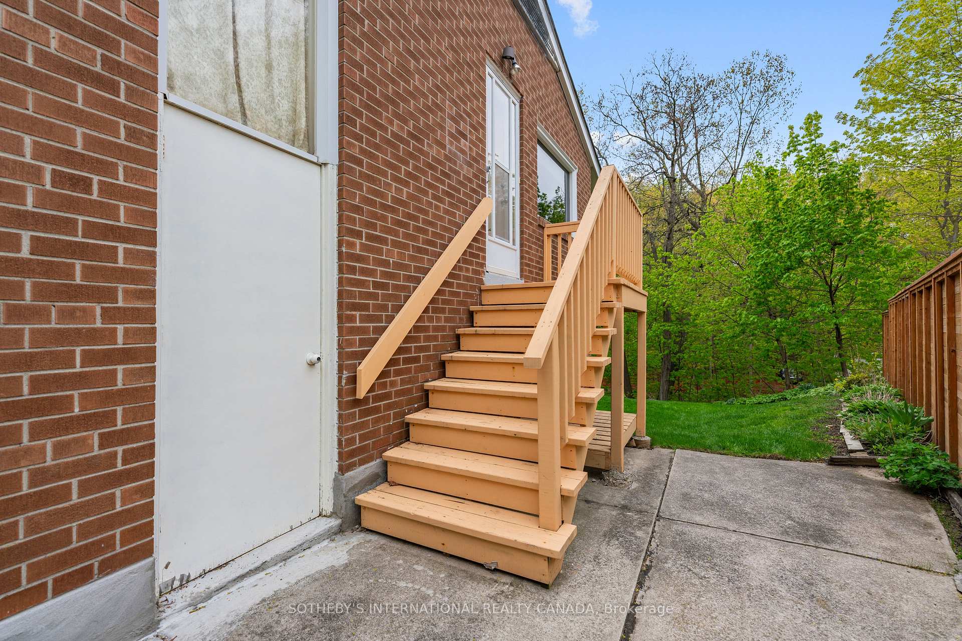 15 Saxony Crescent